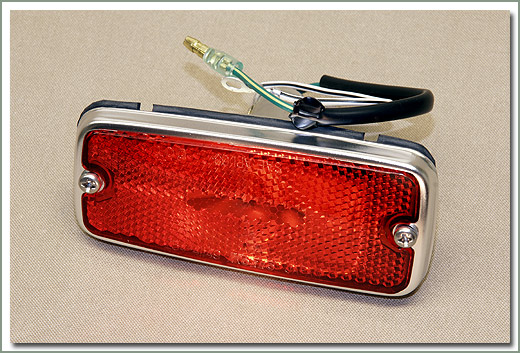 OEM Toyota Land Cruiser Rear Side Marker Light Set – 81-90 BJ60 FJ60 FJ62 – Red Lenses, Bulbs Included